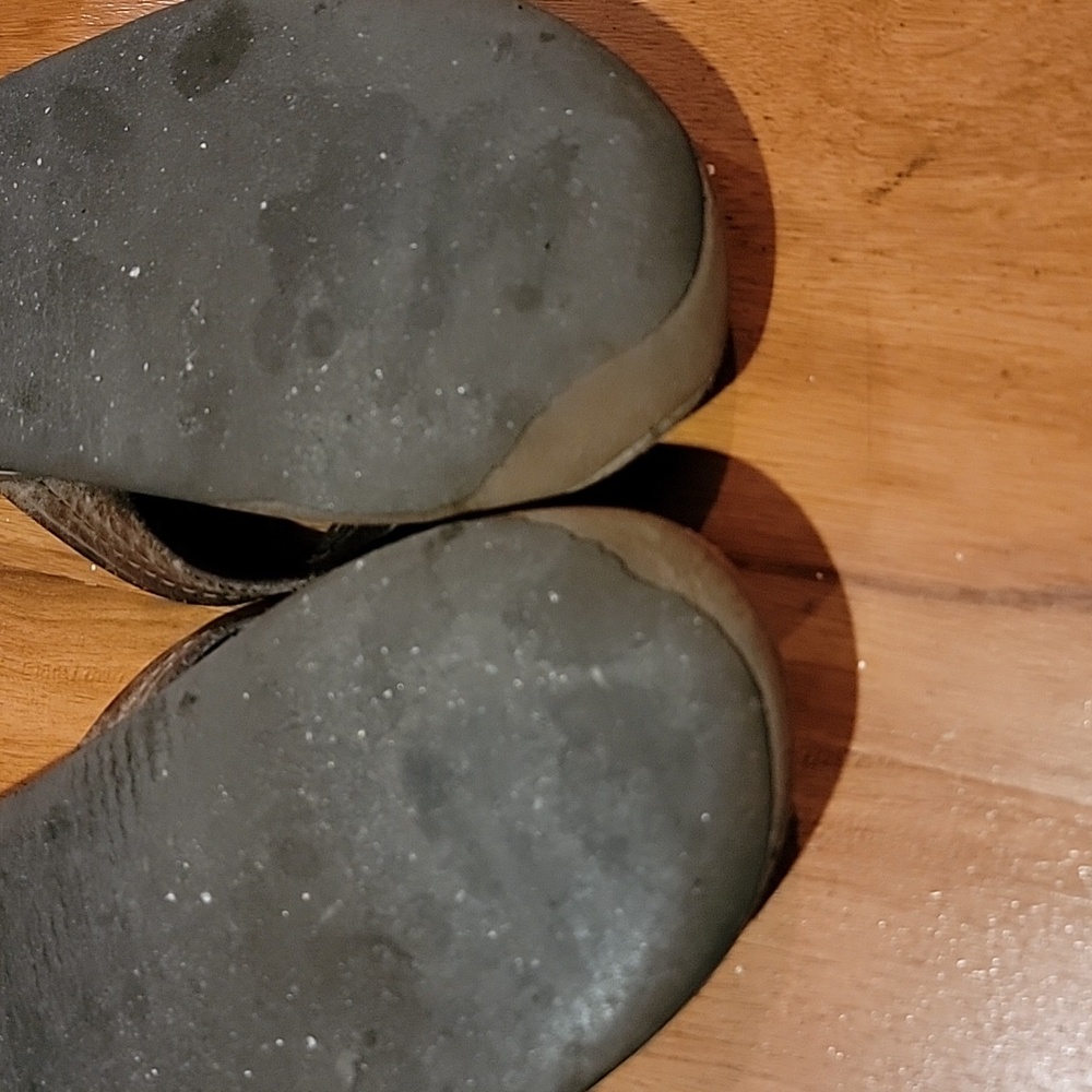 Well Loved Rainbow Flip Flops - Picture 5 of 6